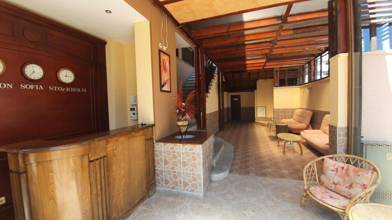 Hotel Bora 2*